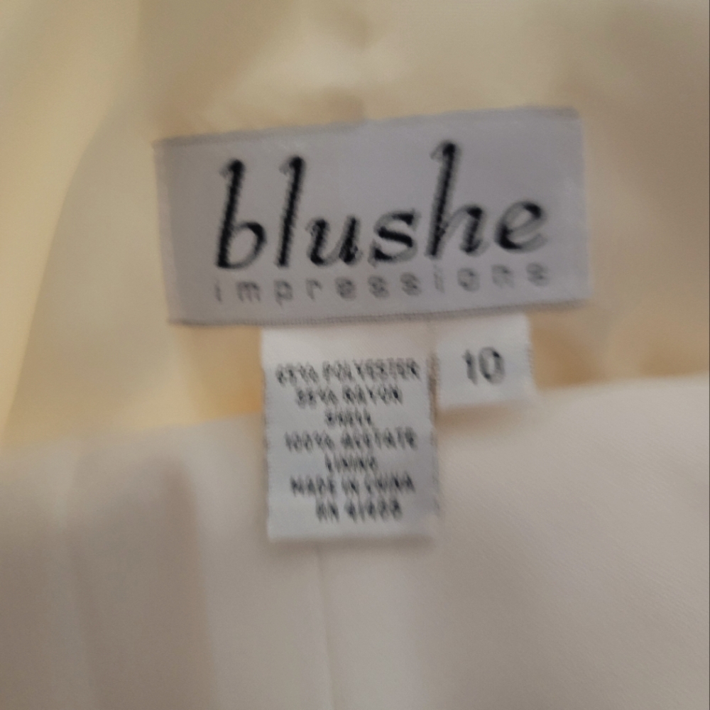 Classy size 10 women's 2 piece cream casual/dress jacket, slacks set